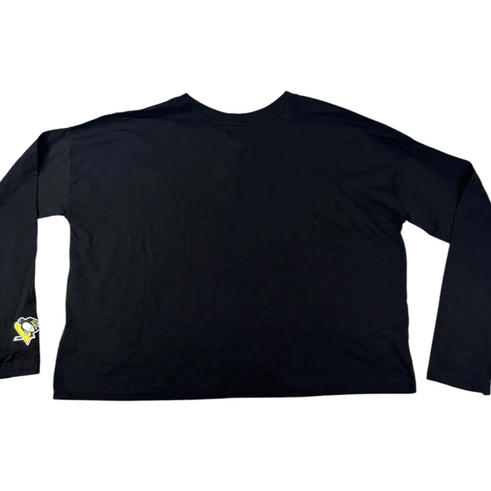 Fanatics Pittsburgh Penguins Womens XL Black Long Sleeve Henley Script Top NHL - Picture 2 of 3